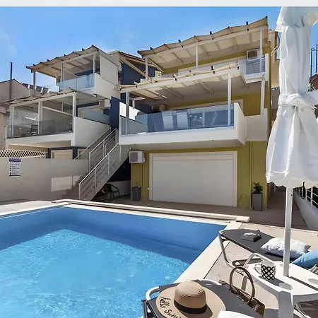Apartment Evagelia Luxury Family Apartment Nikiana
