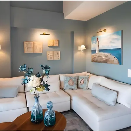 Apartment Evagelia Luxury Family Apartment Nikiana