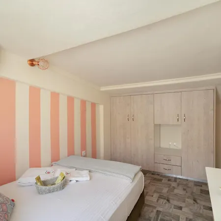 Evagelia Luxury Family * Nikiana